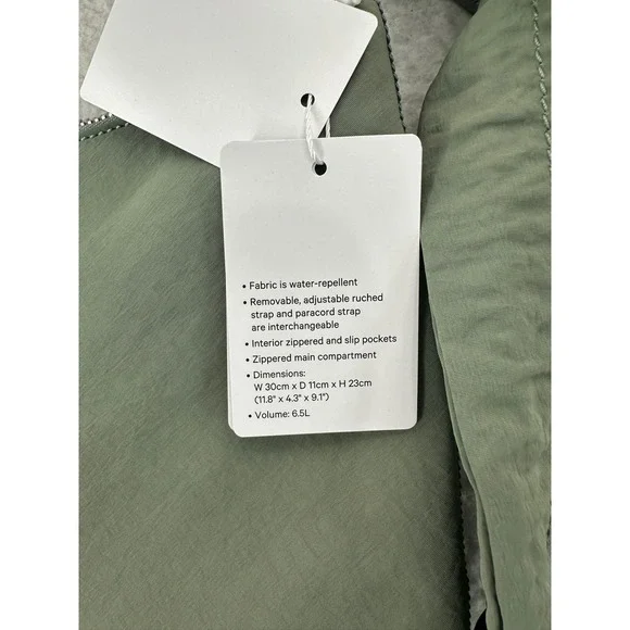 Lululemon Convertible Ruched Crossbody Bag OS Green NEW Water-Repellent 6.5L - Picture 10 of 15